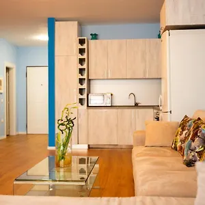 Apartment Centre Lions Gate 3, Tirana