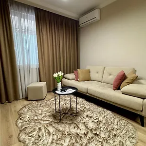 Apartment Rest Bllok, Tirana